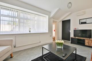 Hiks accommodation - Swansea - 3