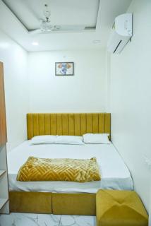 Hotel Shree Kunj - Ujjain - 3