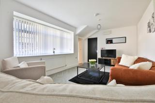 Hiks accommodation - Swansea - 0