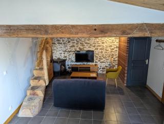 Petite maison avec mezzanine - La Chaize-Giraud - 3