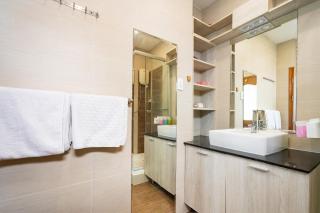 Căn hộ cao cấp 3 sao quận 10 - Hong Dao House - Ho Chi Minh - 9