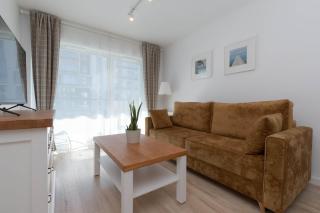 Unique Starowiejska Apartment with Parking by Noclegi Renters - Danzig - 0