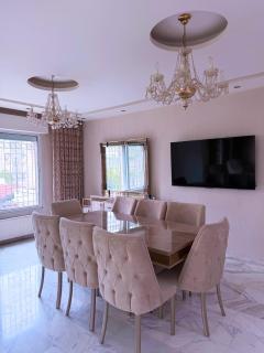 Fully Equipped 3BR Apt in Family-Friendly Building - Amman - 6