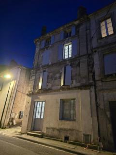 Apart 1 chambre rénové 2025 I Parking prive gratuit inclus I Secteur LHoumeau Gare - 9