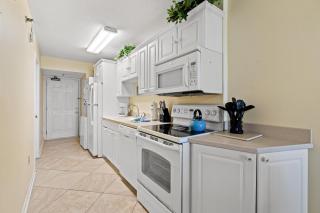 San-A-Bel 212 - Oceanfront - Crescent Beach Section - Myrtle Beach - 6