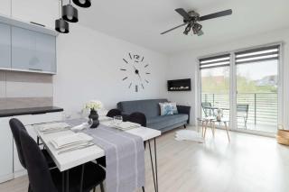 Rybacka Comfy Apartment with Balcony by Noclegi Renters - Puck - 7