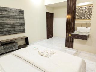 Hotel SkyLIT - Near Millennium Mall - Airport - National Stadium Karachi - Karachi - 4