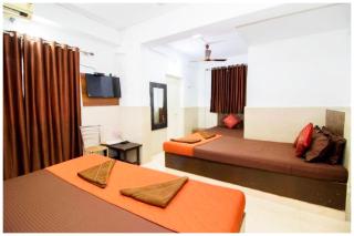 HOTEL PREMIUM TRAVELLERS # iNN Near Temple - Fully Air Conditioning Hotel - Hygiene And Spacious Room - A Top Rated Luxuary Hotel - Merces - 7