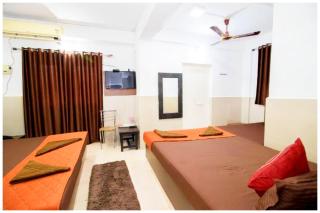 HOTEL PREMIUM TRAVELLERS # iNN Near Temple - Fully Air Conditioning Hotel - Hygiene And Spacious Room - A Top Rated Luxuary Hotel - Merces - 2