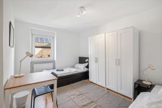 Großzügige Wohnung für bis zu 8 Personen mit eigener Garage - Katzweiler - 1
