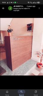 J R guest house - Jāmb - 6