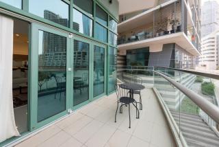 Forth Worth - Beachfront 1BR with Huge Balcony in Al Reem Island - Abu Dhabi - 2