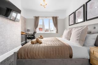 Free Parking Stunning 3Bedroom Home In Wigan - Wigan - 8