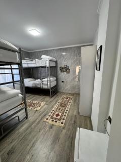 Hostel Leon - Berat - 7