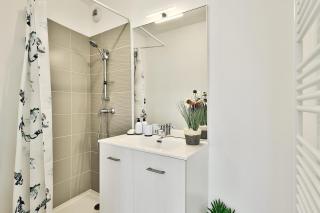 L'Eden Urbain Proche Lyon, Terrasse, BBQ et Parking - Grigny - 9