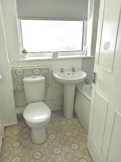 3 Bedroom Property in Holywell, North Wales - 2