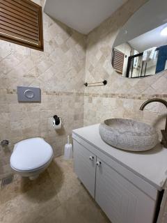 3-BR Stylish 2-Story Greek Stone House in Cunda - - 9