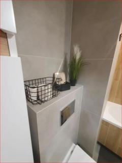 Apartament 1 pokojowy - Kawalerka z klimatyzacją, garażem podziemnym - Varsovia - 2