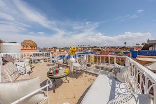 RIAD AWINATI Location Privatisée ,piscine chauffée , beau Rooftop - 4
