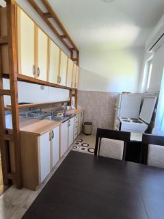 Stone House Apartment - 4