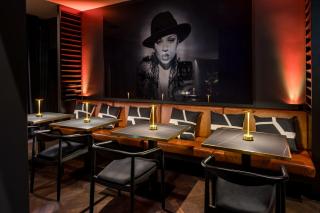 Hotel AMANO Düsseldorf - Düsseldorf - 6