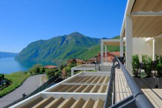 Costa Blu - Pool and terrace overlooking the lake - 6