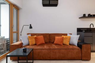 Stylish Apartment with Parking Sienna Grobla in Gdańsk by Noclegi Renters - Danzig - 3