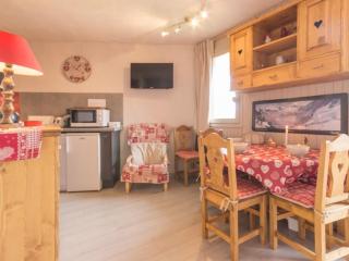 Studio rénové proche pistes avec balcon et coin montagne - FR-1-181-2469 - La Plagne Tarentaise - 0