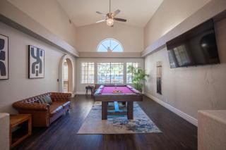 Palm Palace - 10 min to STRIP - - 7