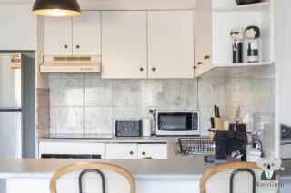 KozyGuru | Balmain | 2BTownhouse bridge view - Sidney - 9