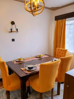 Kileleshwa Tastefully Furnished & Serviced 3 Bedroom Apartment - Nairobi - 7