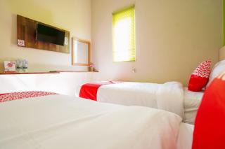 Hotel O Surabaya near Surabaya Town Square formerly Kupang Gunung Residence - Surabaia - 3