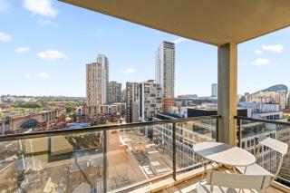 KozyGuru | Haymarket | Cozy 2-Bedroom Apartment - Sydney - 7