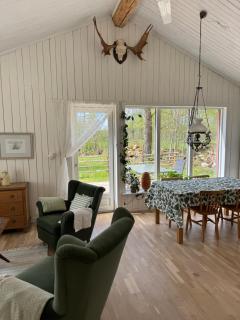 Meadow house, a comfortable and modern home near a lake - Ljungby - 3
