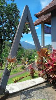 Alamku Bungalow - Tirtagangga - 4