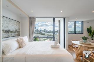 KozyGuru | Rozelle | Bridge View with Carpark - Sidney - 9