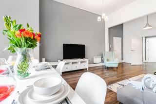 Liverpool Executive Suite for Luxury Stays - 3