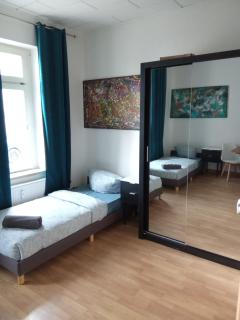StayInn Merseburg -3 Zimmer, 6 Betten, Küche und Duschbad, ideal für Monteure - Merseburg - 4