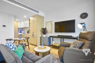 KozyGuru | Moonee Ponds | Modern 1 Bed Apt Parking - Melbourne - 2