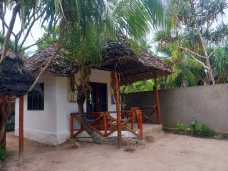 Karibu Paradaizi - Michamvi Kae - 2