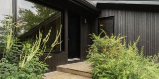 Mid-century home with MTB trail and beach access - Sainte-Adèle - 0