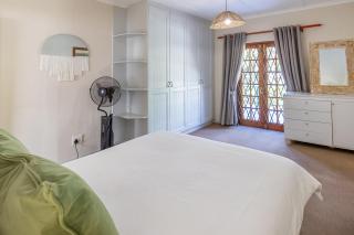 Quaint Townhouse - Montagu - 7