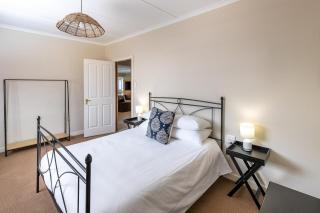 Quaint Townhouse - Montagu - 2