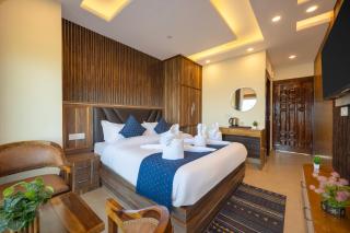 Grey Tower by High Rise Inn Fagu - 3
