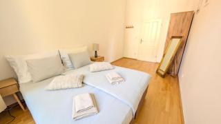 Riverside Gem w Balcony View - Praga - 1