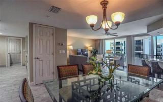 Remodeled Beachfront Condo with Gulf and Bay Views - Fort Myers Beach - 2