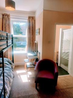 Lea Hurst B & B - Bournemouth - 7