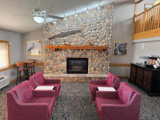 AmericInn by Wyndham Stillwater - Stillwater - 8