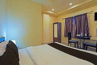Hotel O Poonam Palace - Ahmedabad - 6