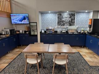 AmericInn by Wyndham Stillwater - Stillwater - 9